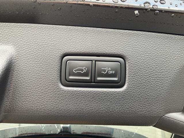 new 2025 Kia Carnival car, priced at $50,322