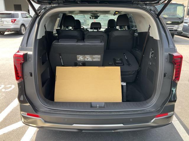 new 2025 Kia Carnival car, priced at $49,322
