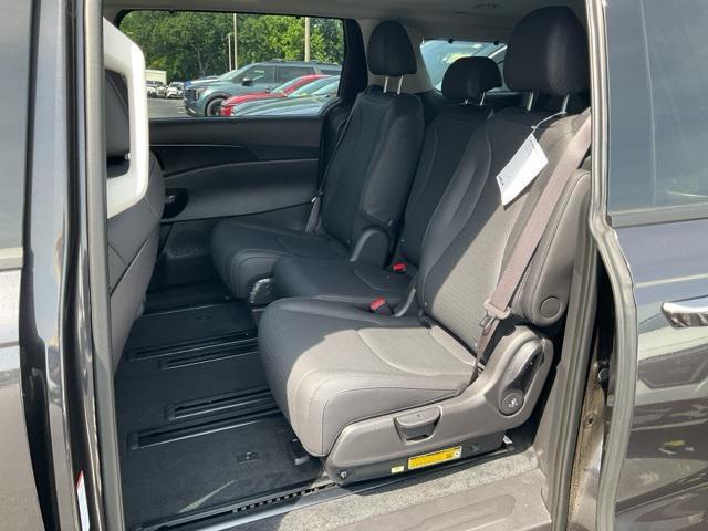new 2025 Kia Carnival car, priced at $49,322