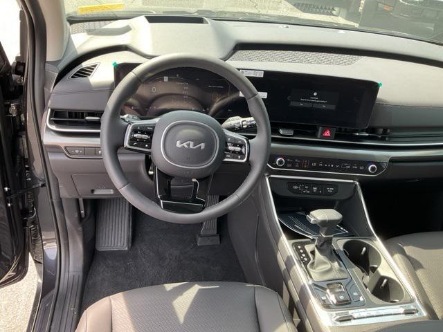 new 2025 Kia Carnival car, priced at $49,322