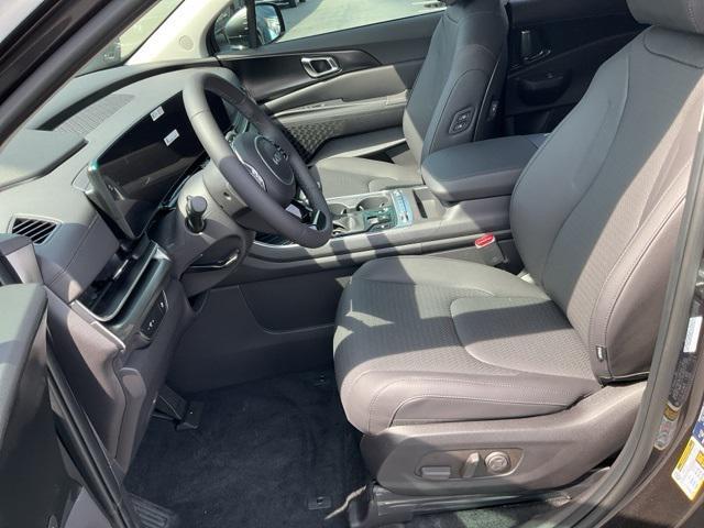 new 2025 Kia Carnival car, priced at $49,322