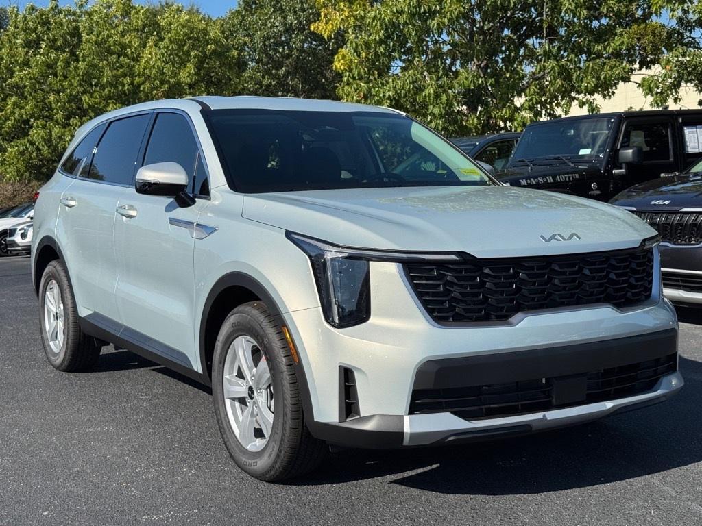 new 2026 Kia Sorento car, priced at $33,870