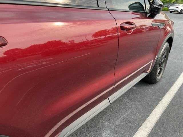 used 2024 Kia Sorento car, priced at $39,324