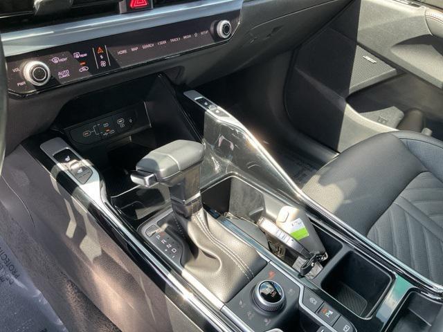 used 2024 Kia Sorento car, priced at $38,978