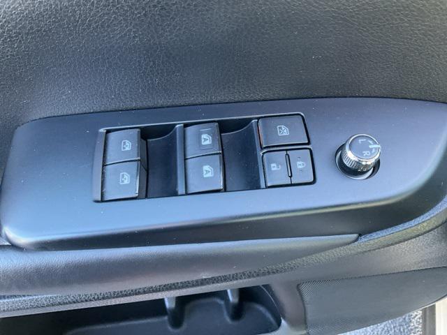 used 2019 Toyota Highlander car, priced at $18,383