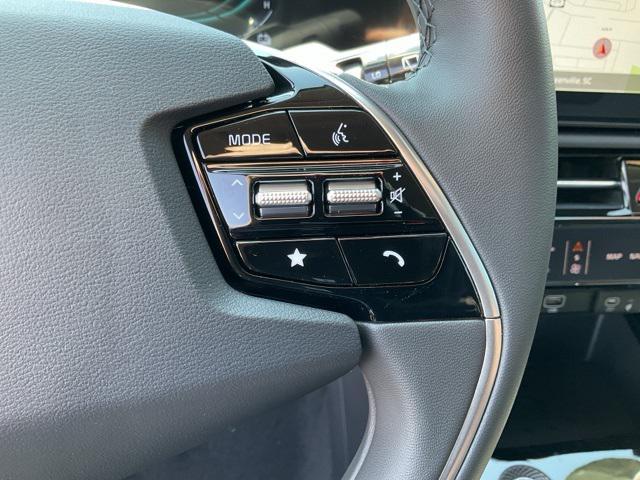 new 2025 Kia Niro car, priced at $30,470
