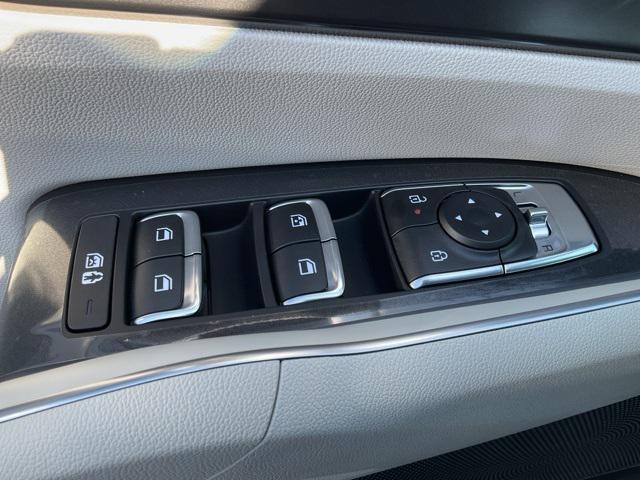 new 2025 Kia Sorento Hybrid car, priced at $40,061