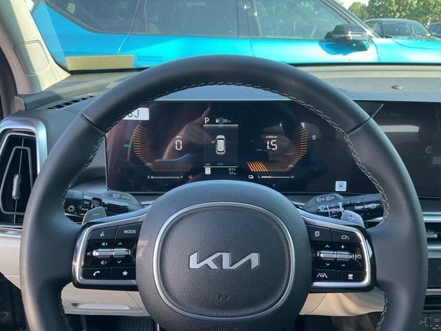 new 2025 Kia Sorento Hybrid car, priced at $40,061