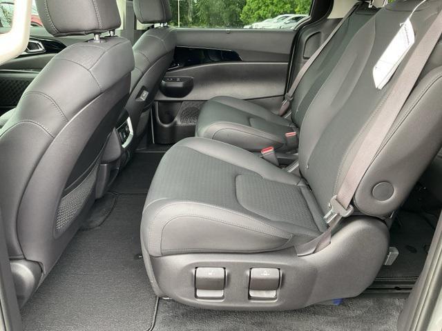 used 2025 Kia Carnival car, priced at $48,340