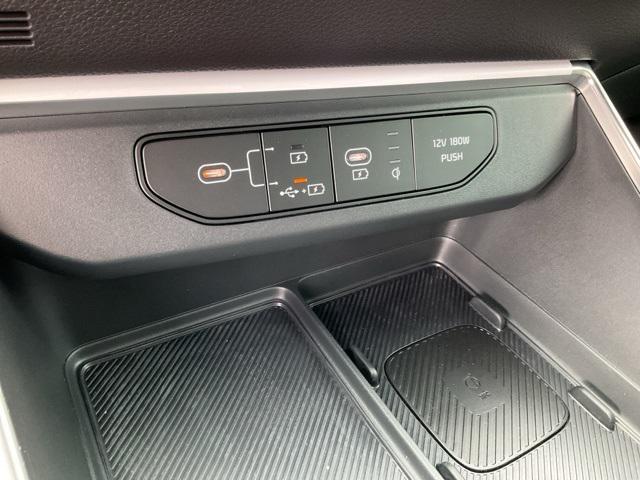 used 2025 Kia Carnival car, priced at $48,340