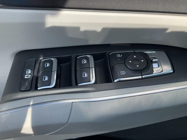new 2025 Kia Sorento car, priced at $35,549