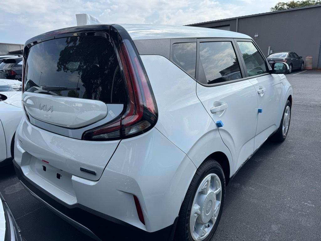new 2025 Kia Soul car, priced at $25,696