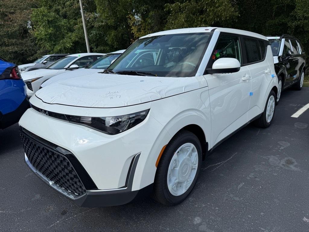 new 2025 Kia Soul car, priced at $25,696