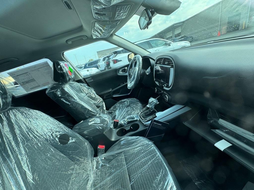 new 2025 Kia Soul car, priced at $25,696