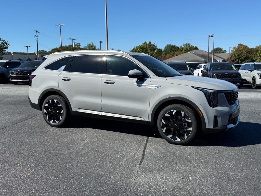 new 2026 Kia Sorento car, priced at $40,465