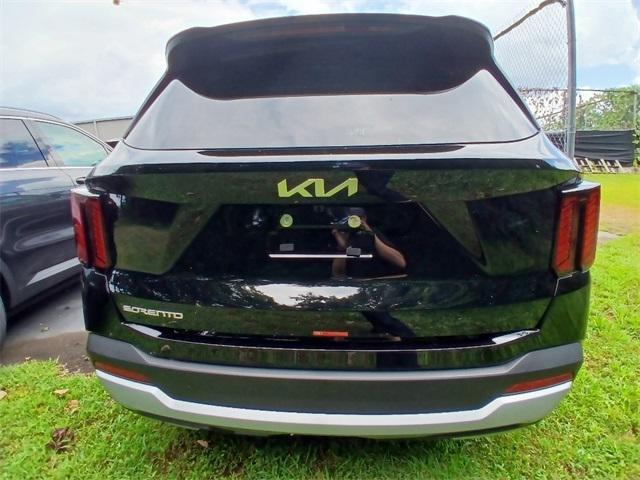new 2025 Kia Sorento car, priced at $34,040