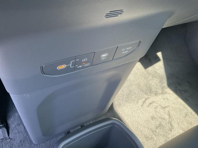new 2026 Kia EV9 car, priced at $59,735