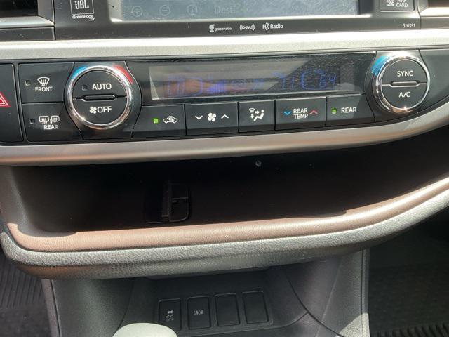 used 2019 Toyota Highlander car, priced at $31,404