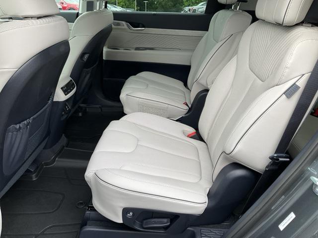 used 2025 Hyundai Palisade car, priced at $48,623