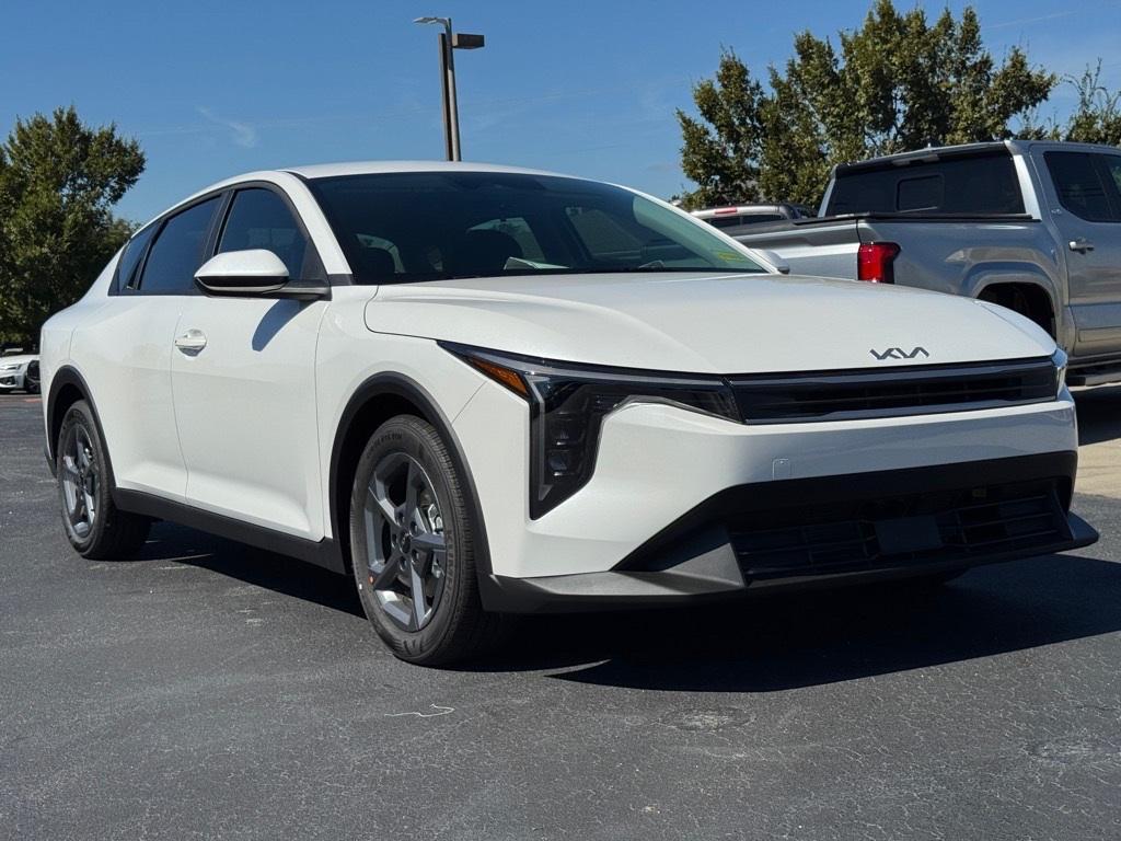 new 2025 Kia K4 car, priced at $23,590