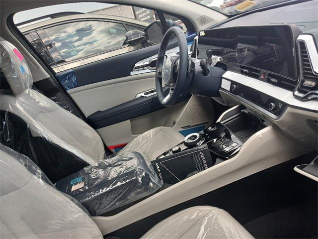 new 2025 Kia Sportage Hybrid car, priced at $36,470