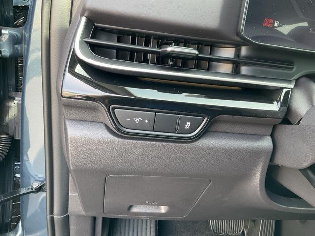 new 2025 Kia Carnival car, priced at $50,662