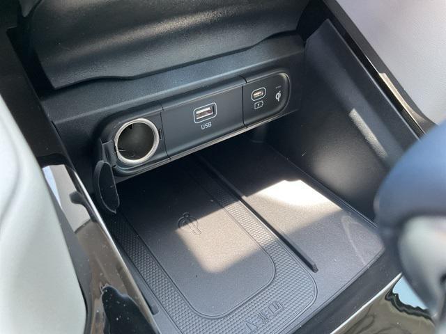 new 2025 Kia Telluride car, priced at $43,633