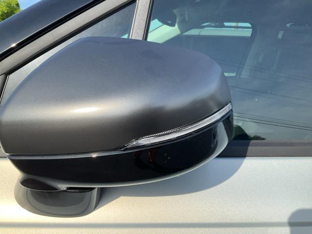 new 2025 Kia Carnival Hybrid car, priced at $54,564