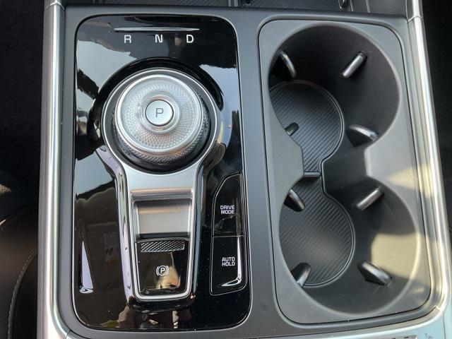 new 2025 Kia Carnival Hybrid car, priced at $54,564