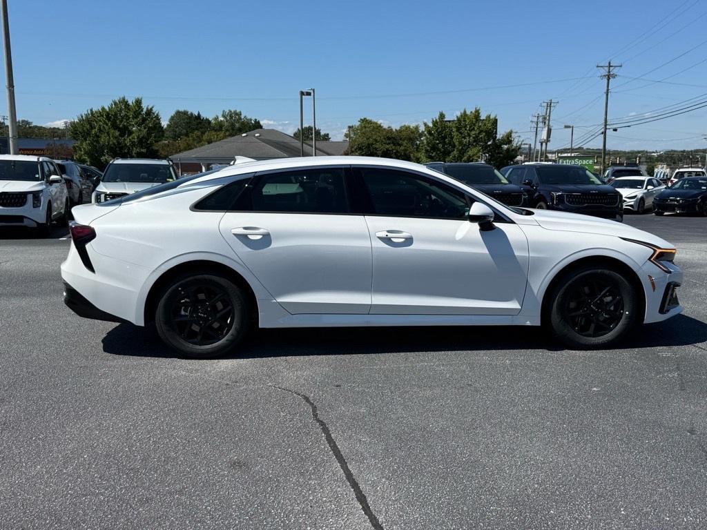 new 2026 Kia K5 car, priced at $27,842