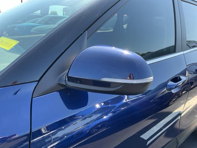 new 2025 Kia Seltos car, priced at $28,095