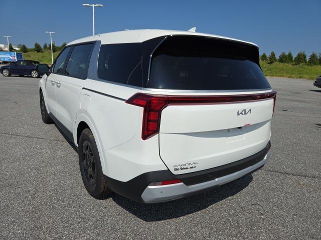 new 2025 Kia Carnival car, priced at $38,692