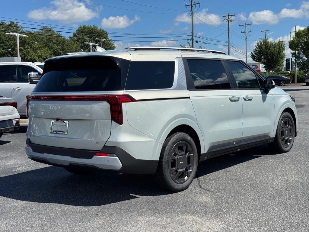 new 2026 Kia Carnival Hybrid car, priced at $43,188