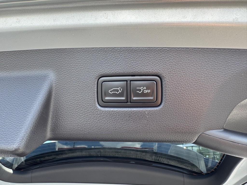 new 2026 Kia Carnival Hybrid car, priced at $43,188