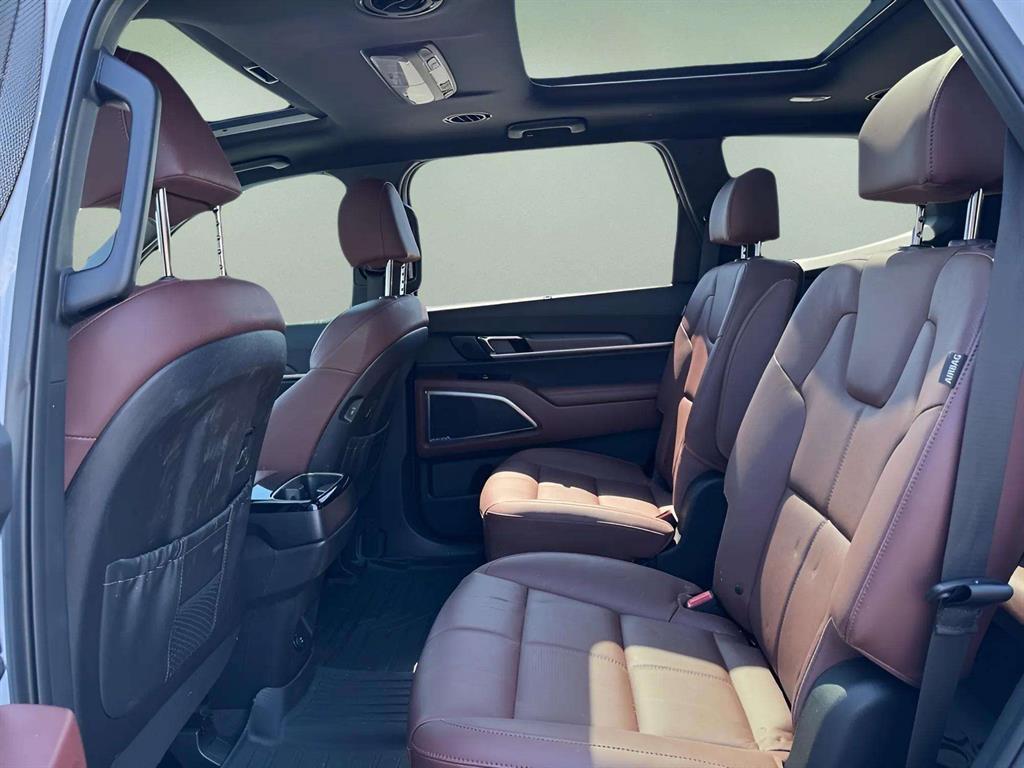 used 2024 Kia Telluride car, priced at $38,499
