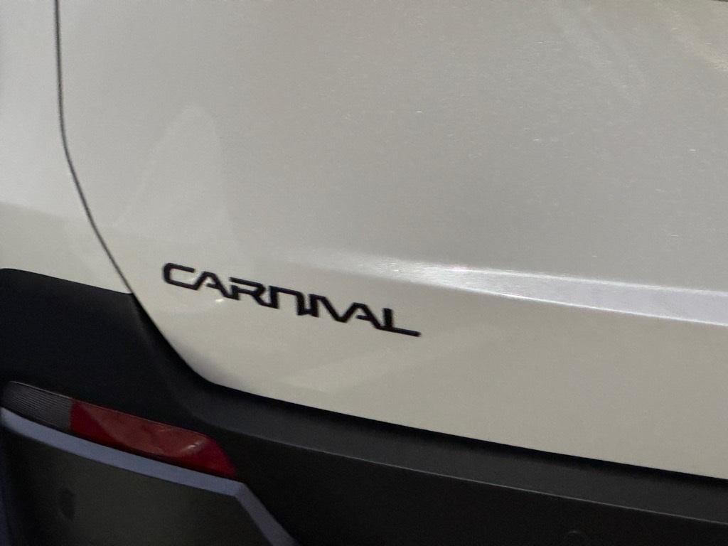 new 2026 Kia Carnival car, priced at $53,485