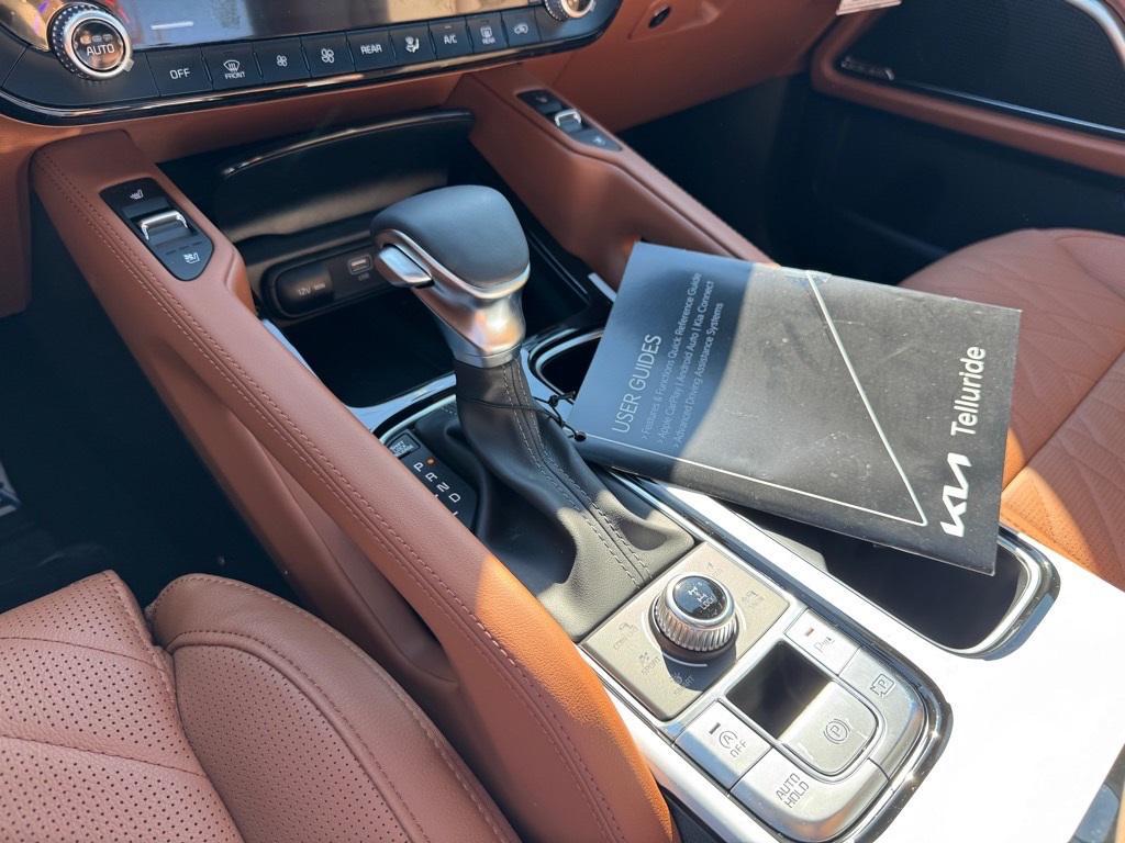 new 2025 Kia Telluride car, priced at $50,102