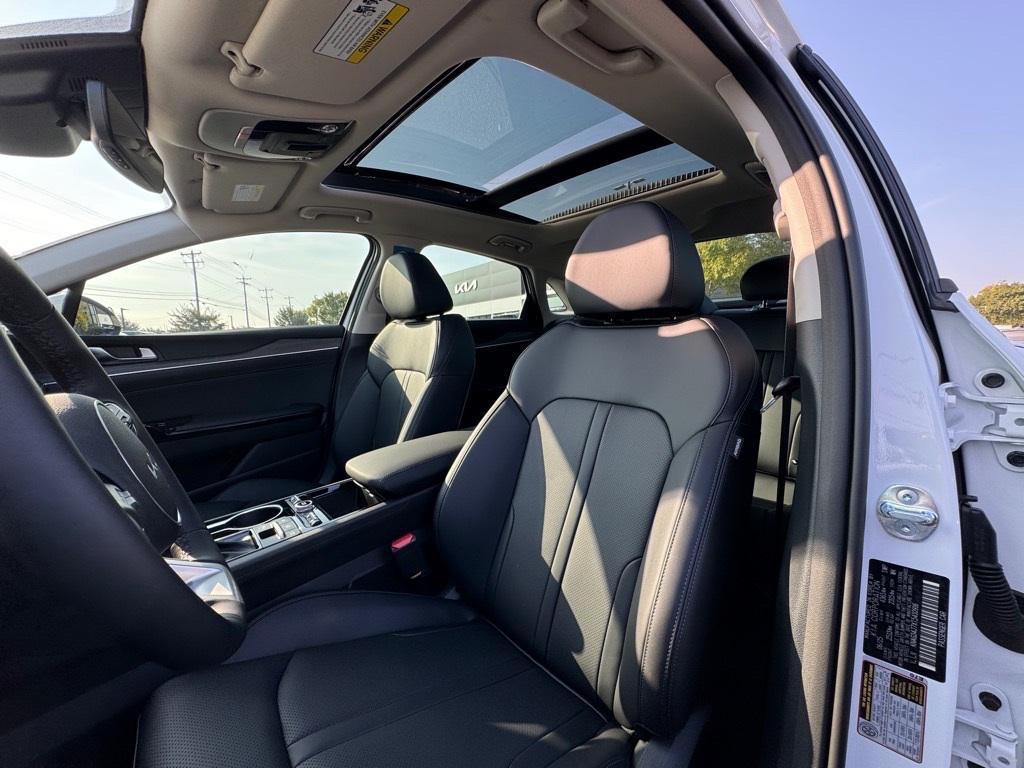 new 2026 Kia K5 car, priced at $35,218