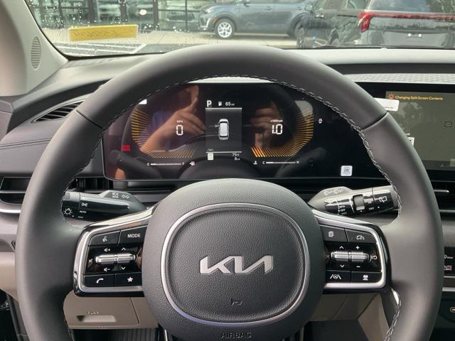 new 2025 Kia Carnival car, priced at $41,212