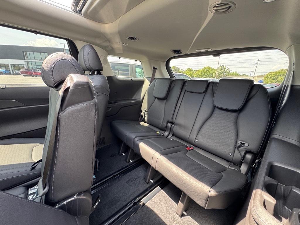 new 2026 Kia Carnival car, priced at $50,978