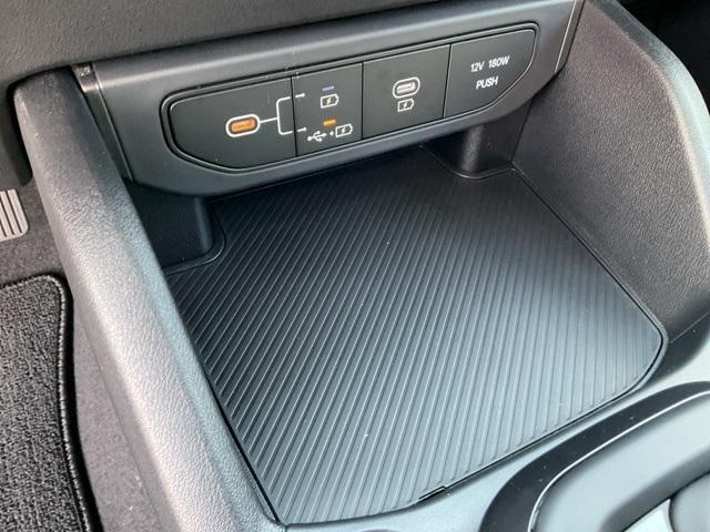 new 2025 Kia K4 car, priced at $23,182