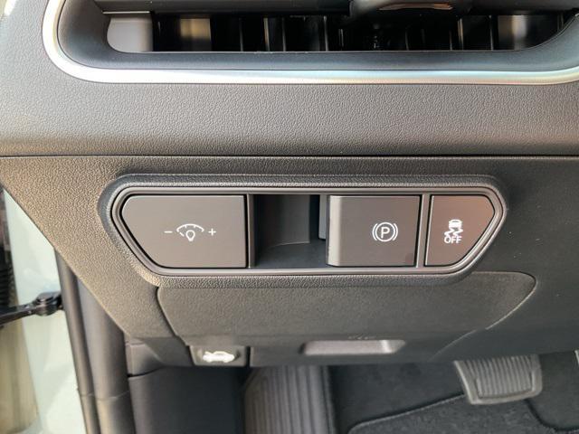 new 2025 Kia K4 car, priced at $23,182