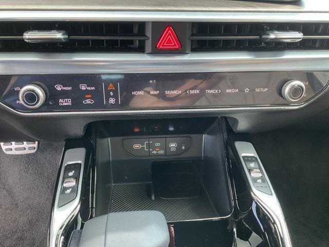new 2025 Kia Sorento car, priced at $46,564