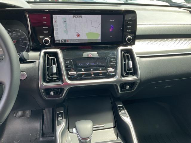 used 2022 Kia Sorento car, priced at $26,690