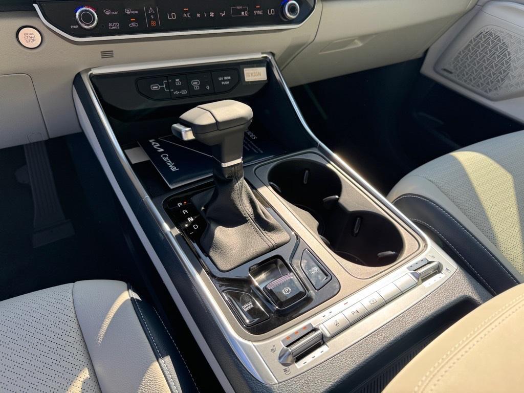 new 2026 Kia Carnival car, priced at $50,693