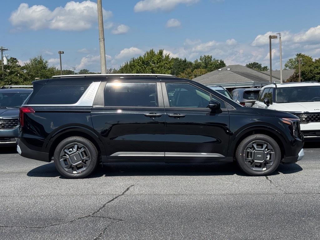 new 2026 Kia Carnival Hybrid car, priced at $43,188