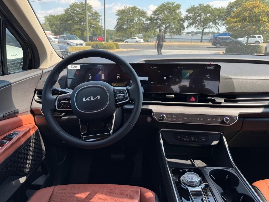new 2026 Kia Carnival Hybrid car, priced at $43,188