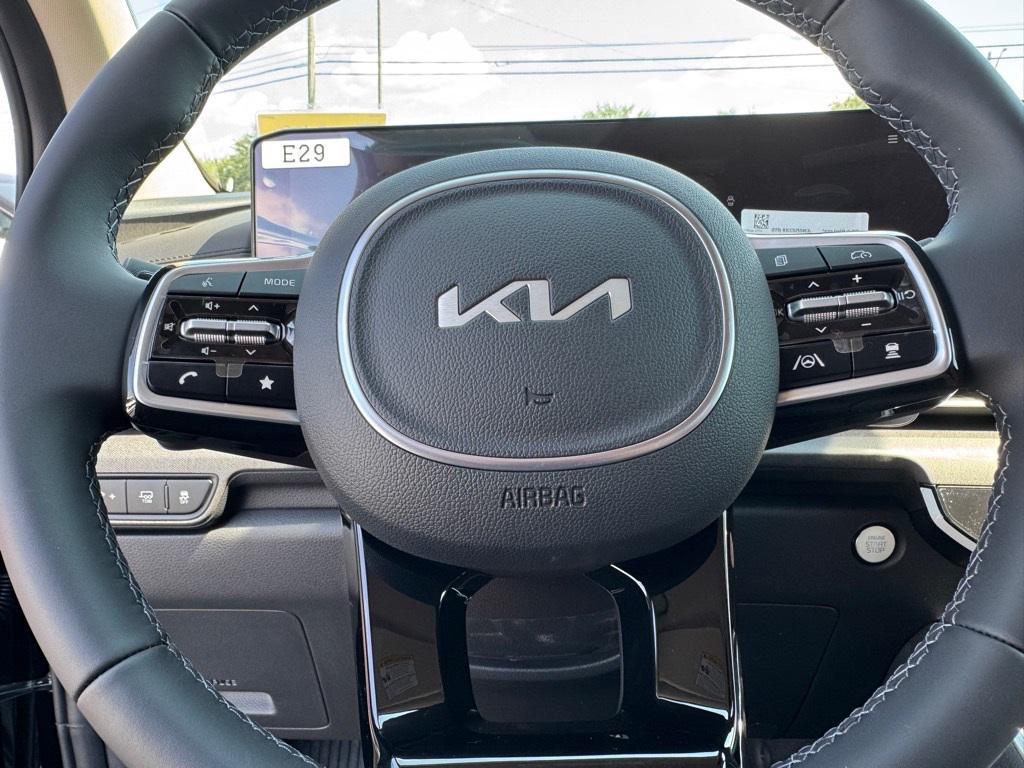 new 2026 Kia Carnival Hybrid car, priced at $43,188