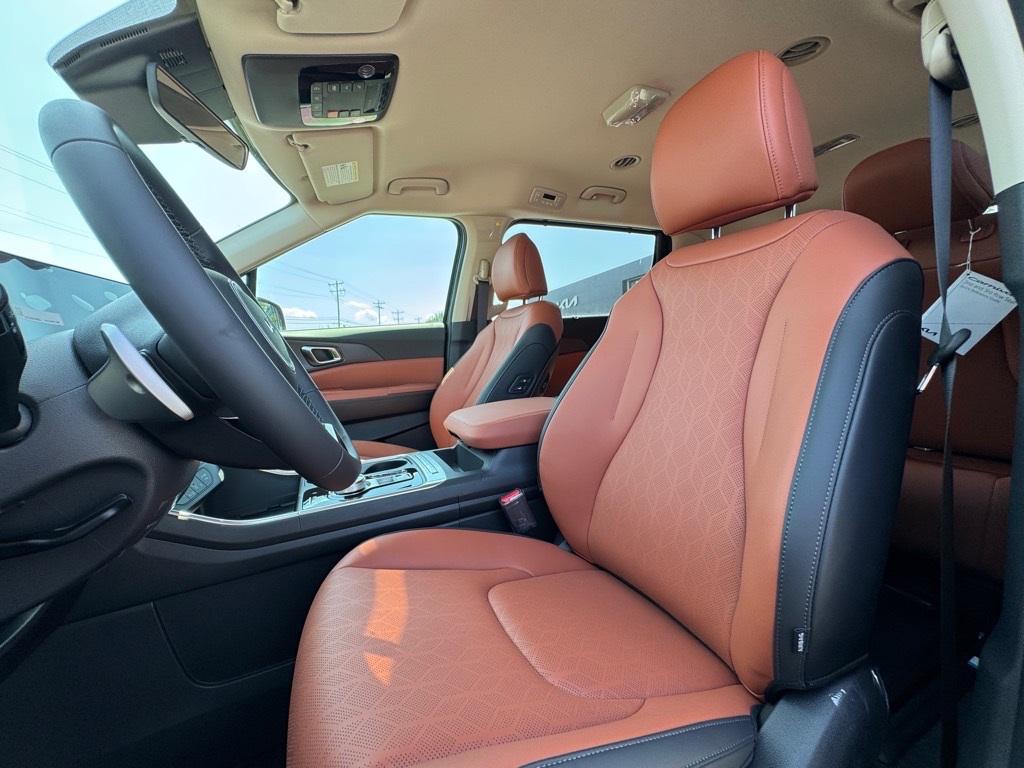 new 2026 Kia Carnival Hybrid car, priced at $43,188