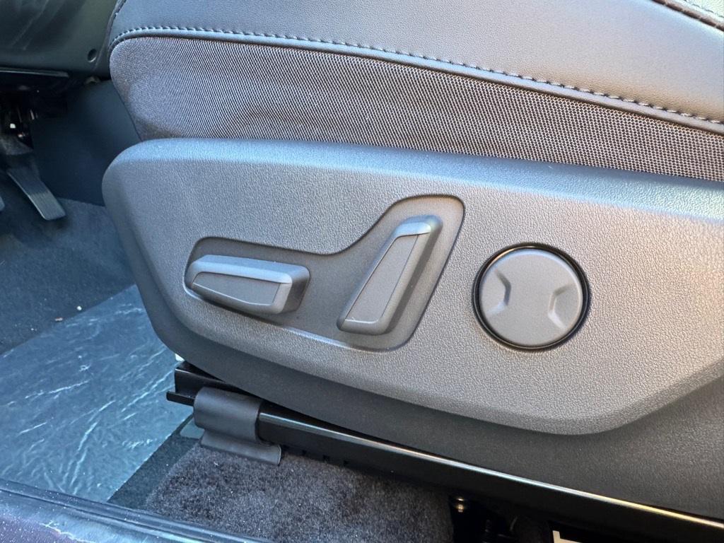 new 2026 Kia Niro car, priced at $33,885